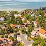 Balatonic Orange Apartment Zamardi