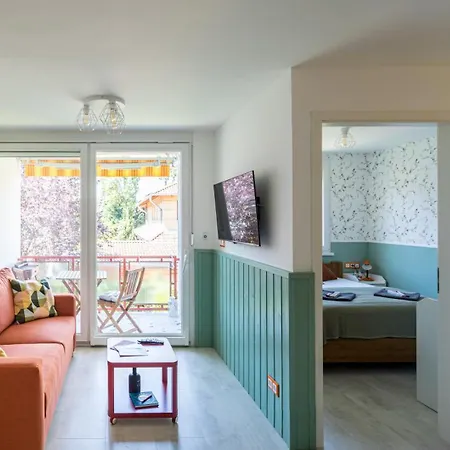 Balatonic Orange Apartment
