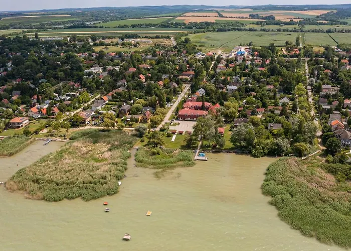 Balatonic Orange Apartment Zamárdi